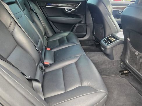 Used 2017 Volvo S90 T5 Momentum w/ Convenience Package FWD image 15