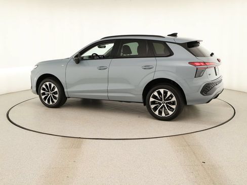 New 2026 Audi Q3 quattro 2.0T AWD/4WD image 3