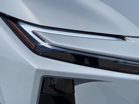 New 2026 Toyota C-HR AWD/4WD image 31