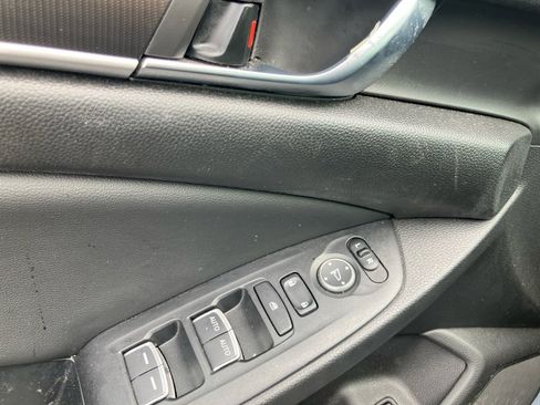 Certified 2022 Honda Accord Sport image 36