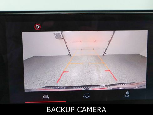 Used 2023 GMC Canyon AT4 w/ AT4 Premium Package image 20