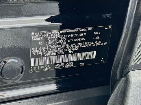 Used 2021 Toyota RAV4 XLE FWD image 29