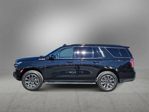 Used 2024 Chevrolet Tahoe Z71 w/ Luxury Package image 5