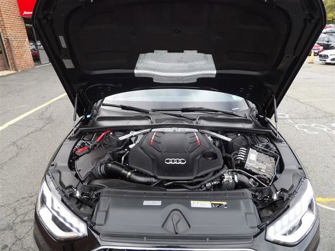 Used 2021 Audi S4 Premium Plus image 4
