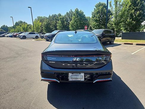 Used 2024 Hyundai Sonata SEL FWD image 8