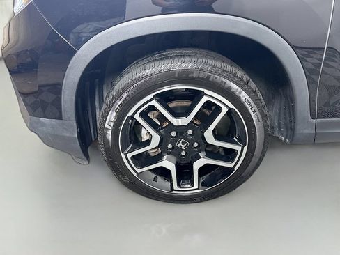 Certified 2023 Honda Passport Elite image 43