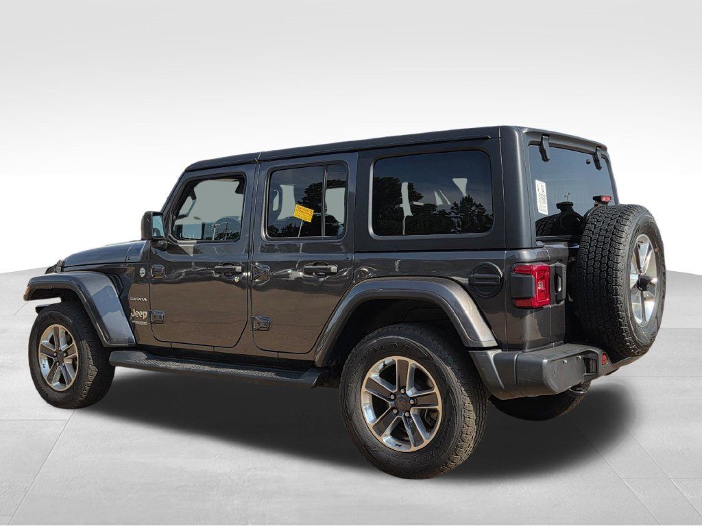 Used 2022 Jeep Wrangler Unlimited Sahara w/ Cold Weather Group AWD/4WD image 8