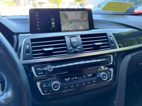 Used 2018 BMW 340i xDrive Sedan w/ Premium Package AWD/4WD image 15