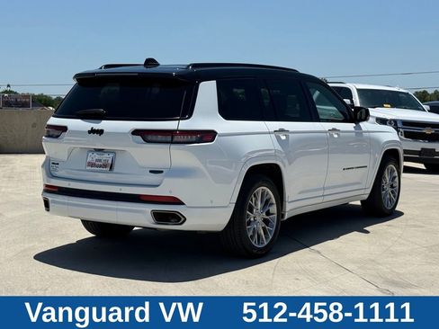 Used 2025 Jeep Grand Cherokee L Summit w/ Obsidian Package AWD/4WD image 8