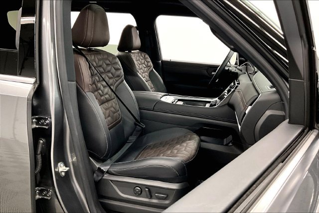 Used 2025 Nissan Armada Platinum AWD/4WD image 8