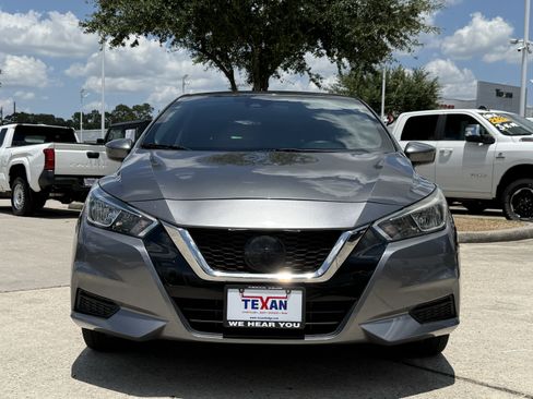 Used 2021 Nissan Versa SV FWD image 10