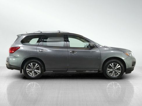 Used 2017 Nissan Pathfinder SL w/ SL Premium Package AWD/4WD image 7