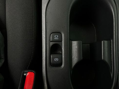 Used 2025 Toyota Corolla LE image 21