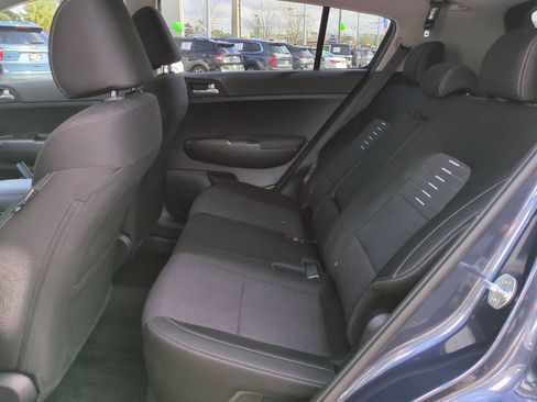 Certified 2022 Kia Sportage LX w/ LX FWD Value Edition Package image 14