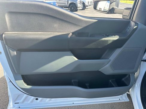 New 2024 Ford F350 XL w/ XL Chrome Package RWD image 19