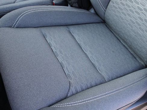 Used 2025 RAM 1500 Big Horn image 25