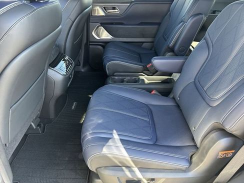 New 2026 INFINITI QX80 Sport w/ Sport Exterior Package AWD/4WD image 19