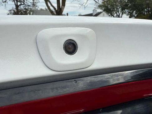 Used 2020 Dodge Charger SXT w/ Leather Interior Group image 18