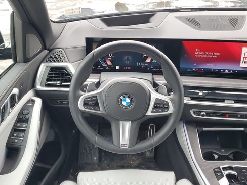 Certified 2025 BMW X5 xDrive40i w/ M Sport Package image 24