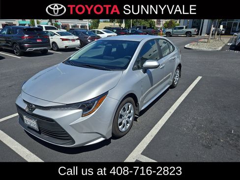 Used 2023 Toyota Corolla LE FWD image 1
