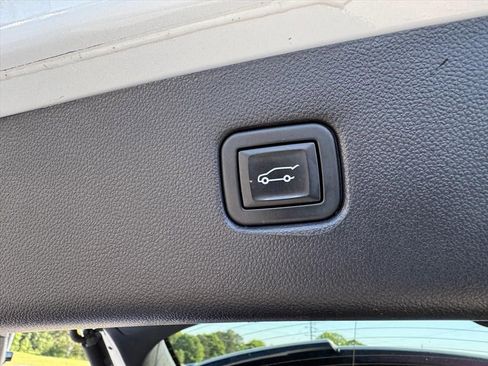 Used 2021 Chevrolet Blazer LT image 11