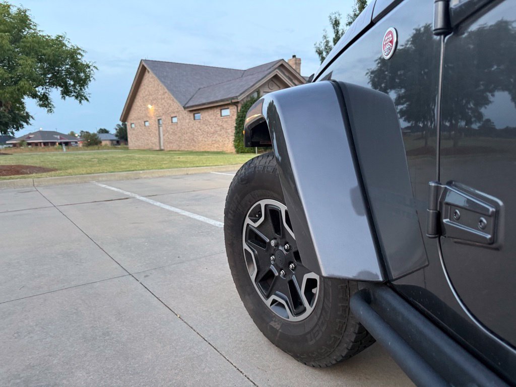Used 2017 Jeep Wrangler Unlimited Rubicon AWD/4WD image 22