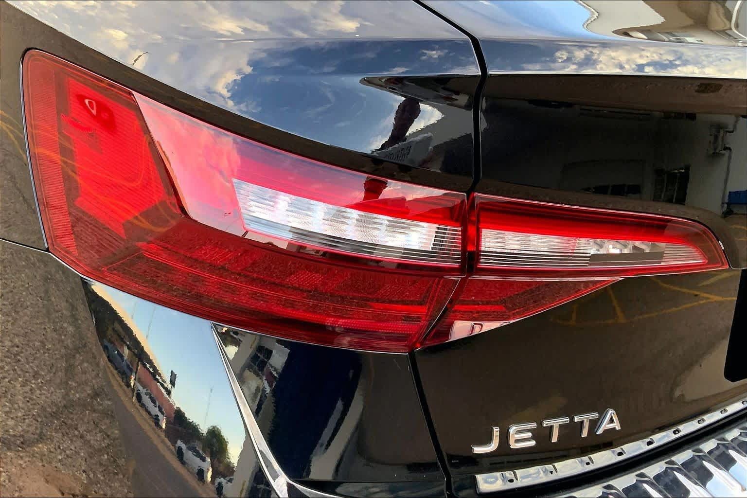 Used 2022 Volkswagen Jetta Sport FWD image 28