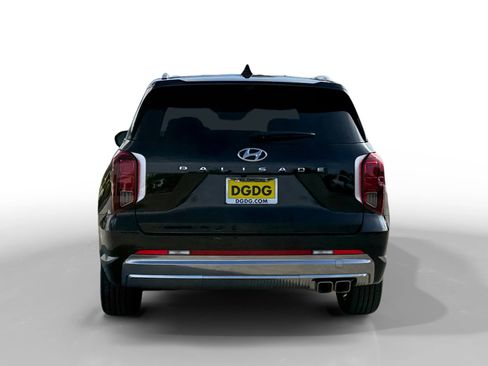 Certified 2024 Hyundai Palisade Calligraphy image 4