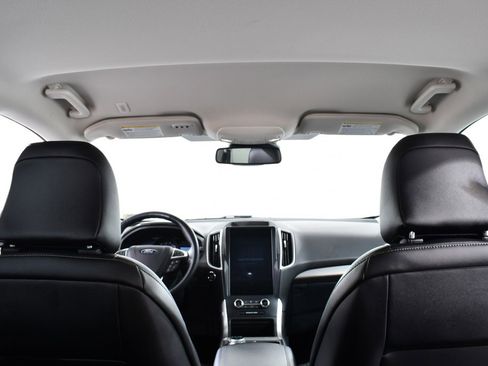 Used 2024 Ford Edge SEL w/ Convenience Package image 17