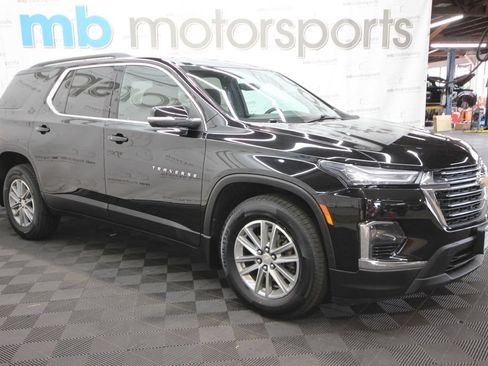 Used 2023 Chevrolet Traverse LT FWD image 10
