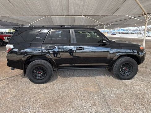 Used 2023 Toyota 4Runner TRD Off-Road Premium image 9