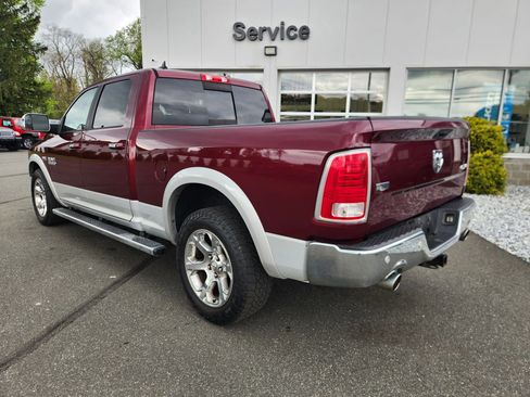 Used 2017 RAM 1500 Laramie w/ Convenience Group AWD/4WD image 11
