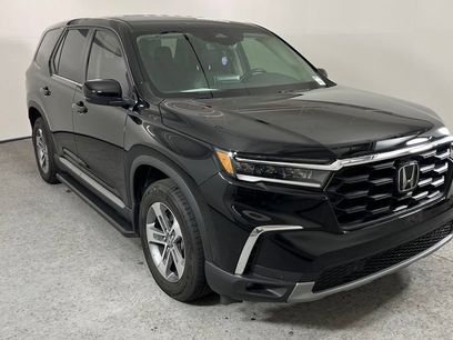Used 2025 Honda Pilot EX-L