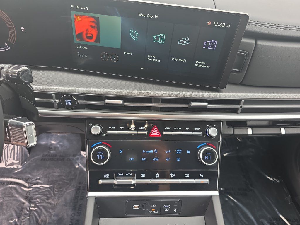 Used 2026 Hyundai Santa Fe SEL AWD/4WD image 22