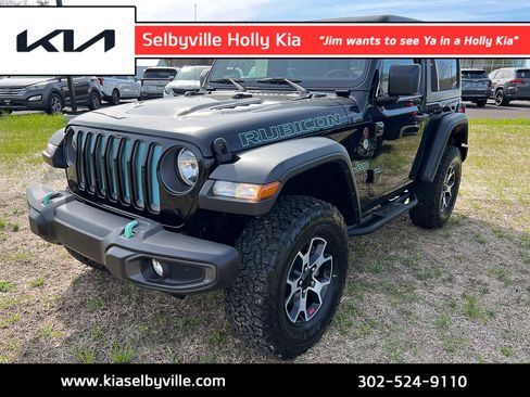 Used 2022 Jeep Wrangler Rubicon w/ Cold Weather Group AWD/4WD image 1
