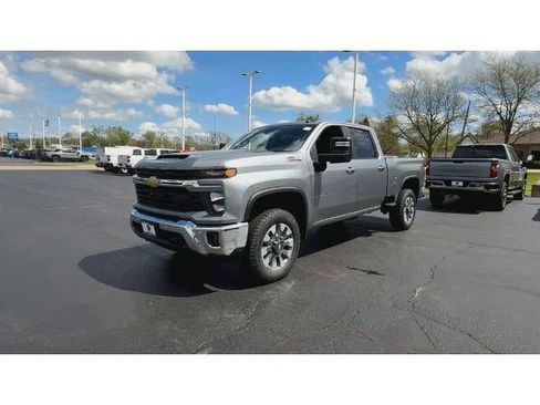 New 2026 Chevrolet Silverado 2500 LT w/ All Star Edition AWD/4WD image 4