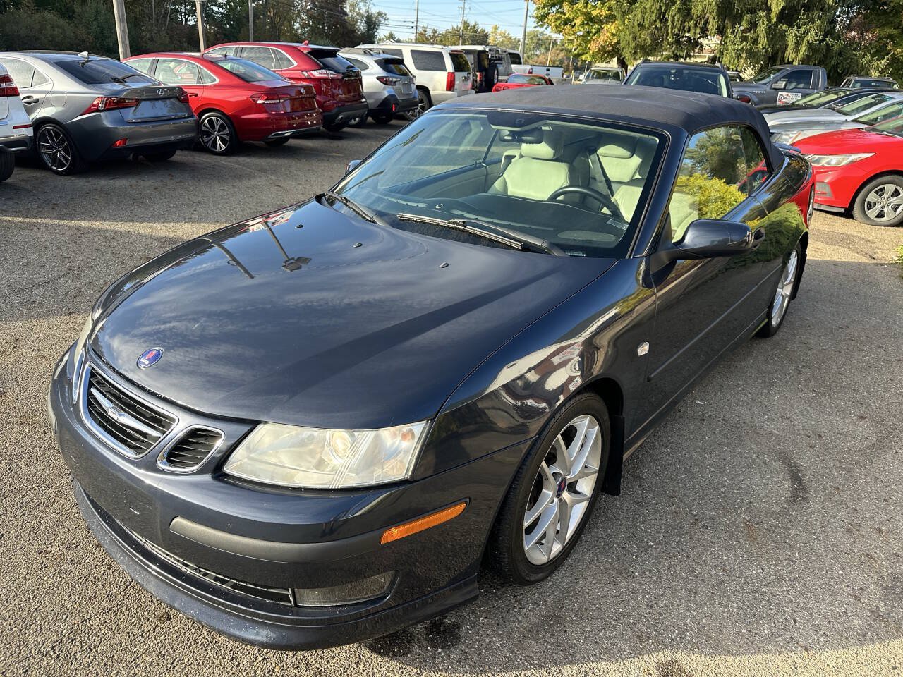 Used 2005 Saab 9-3 Aero FWD image 2