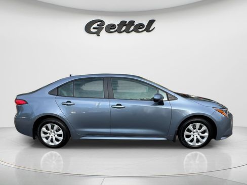 Used 2026 Toyota Corolla LE FWD image 4