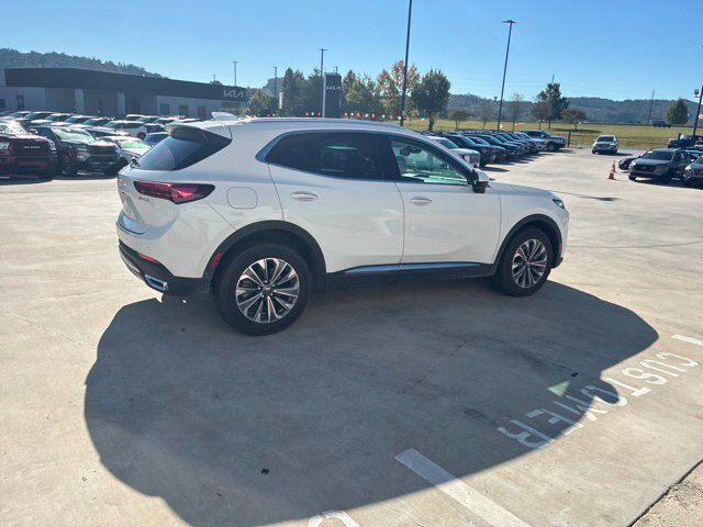 Used 2024 Buick Envision Preferred AWD/4WD image 33
