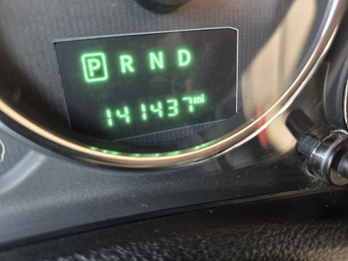 Used 2017 Jeep Wrangler Unlimited Sahara w/ Connectivity Group image 20