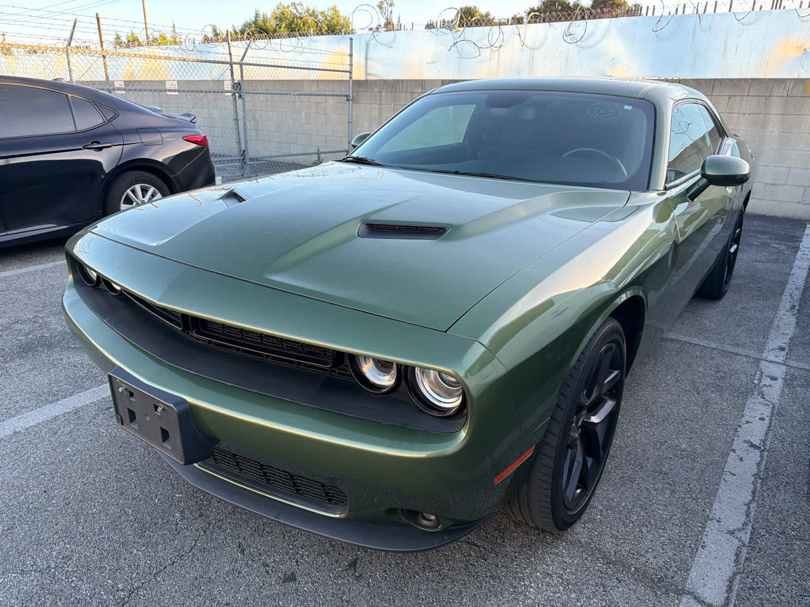 Used 2021 Dodge Challenger SXT w/ Blacktop Package RWD image 2
