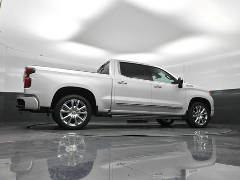 Used 2024 Chevrolet Silverado 1500 High Country image 25