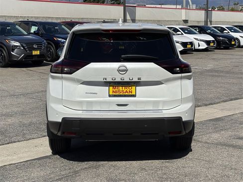New 2026 Nissan Rogue SV image 3