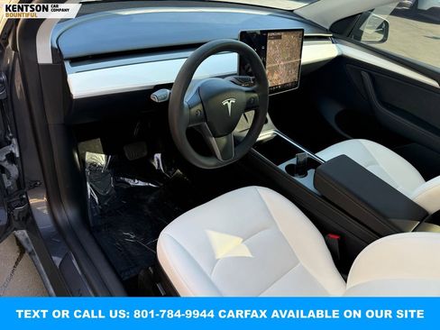 Used 2023 Tesla Model Y Long Range image 26