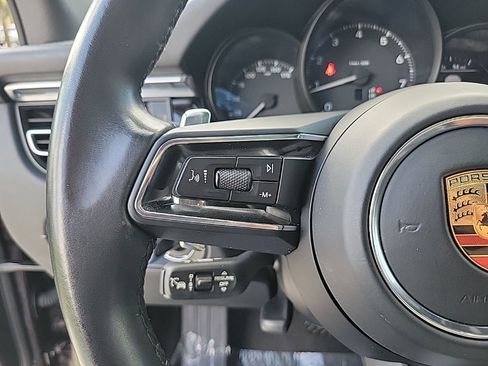 Used 2023 Porsche Macan T w/ Premium Package Plus image 19