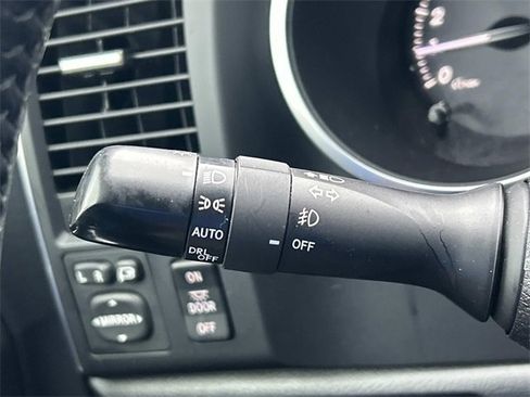 Used 2021 Toyota Sequoia Nightshade image 33