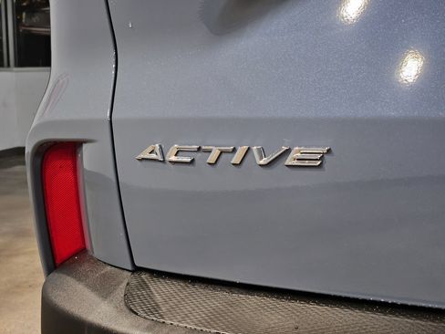 Used 2024 Ford Escape Active AWD/4WD image 39