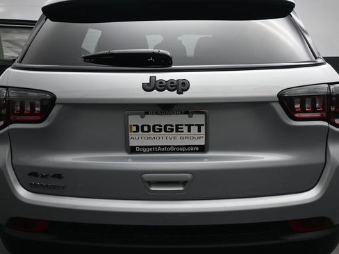 New 2026 Jeep Compass Latitude AWD/4WD image 25