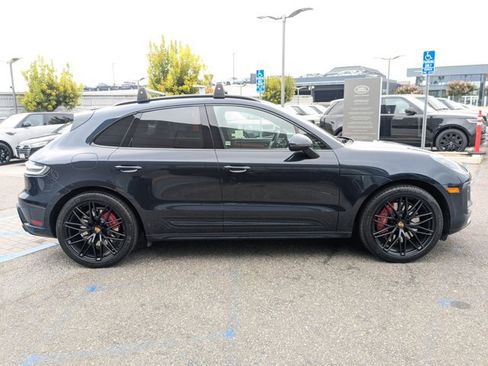 Used 2022 Porsche Macan GTS AWD/4WD image 4