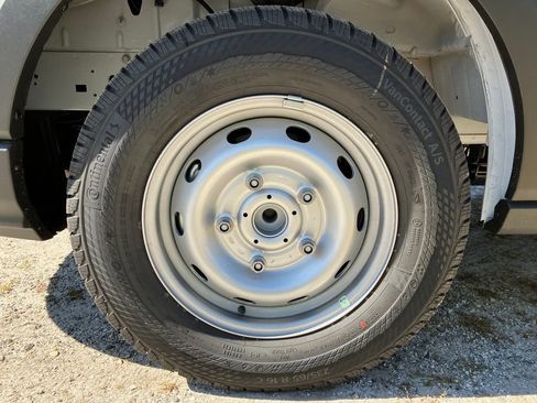 New 2026 Ford Transit 250 148 Medium Roof w/ Load Area Protection Package image 11